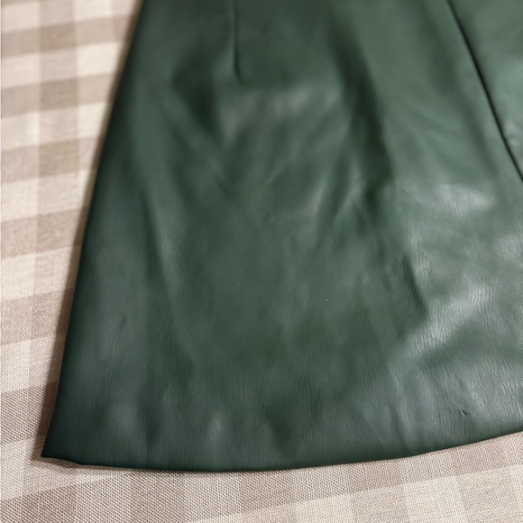 Anthropologie Faux Leather Dark Green Mini Skirt - Picture 6 of 12
